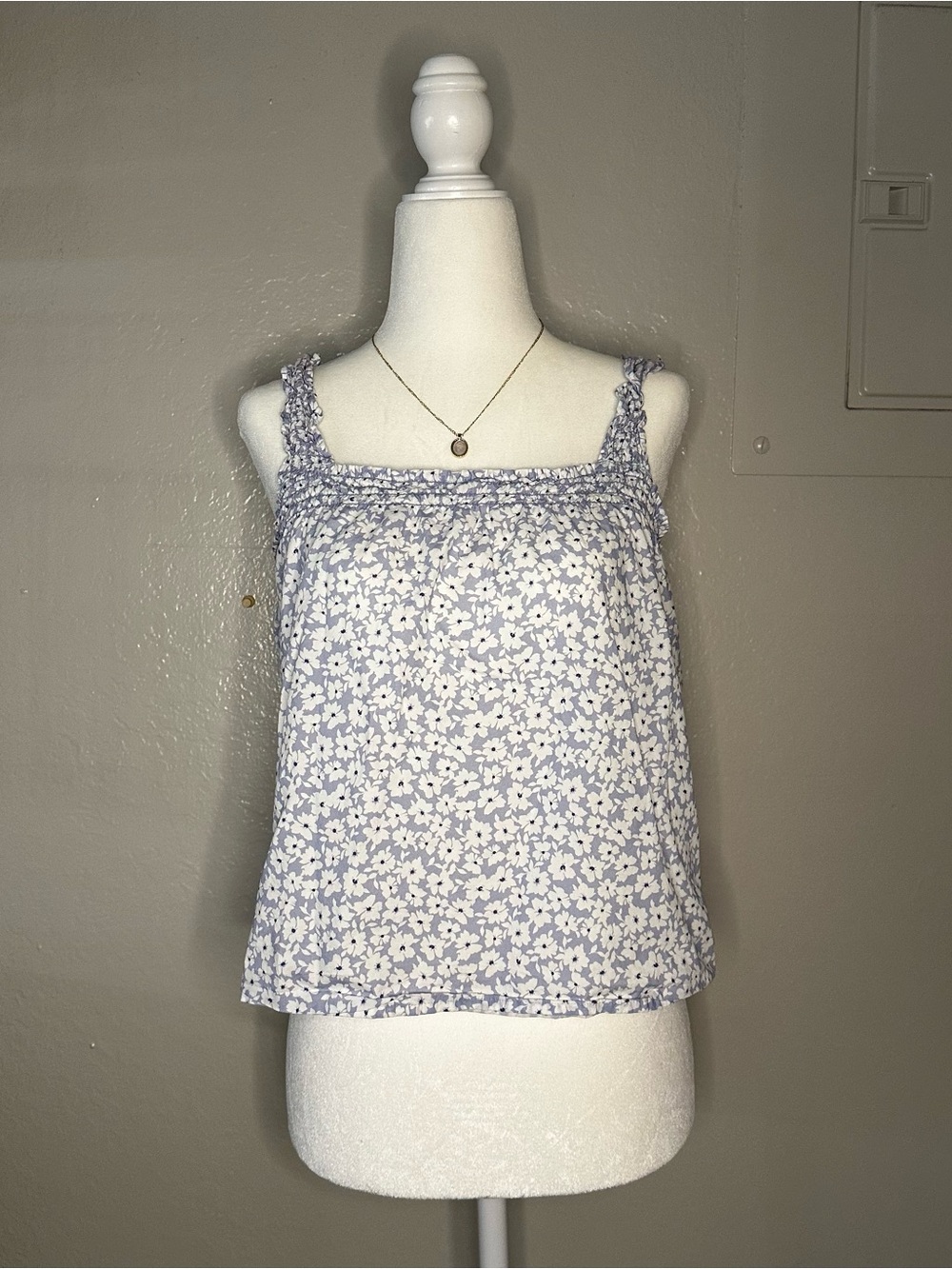 J.Crew Blue & White Floral Flowy Smocked Strap 100% Cotton Tank Top Size Small